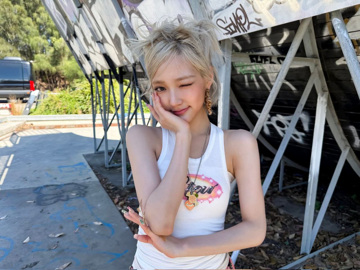 ms. fairy! tweet media