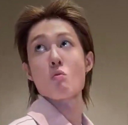 izze👹 tweet media