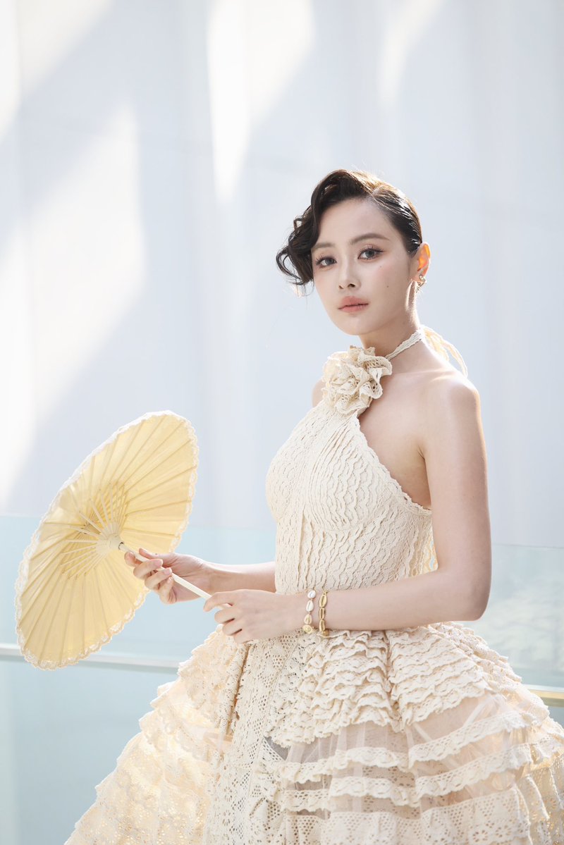 SheBee_iPr tweet media