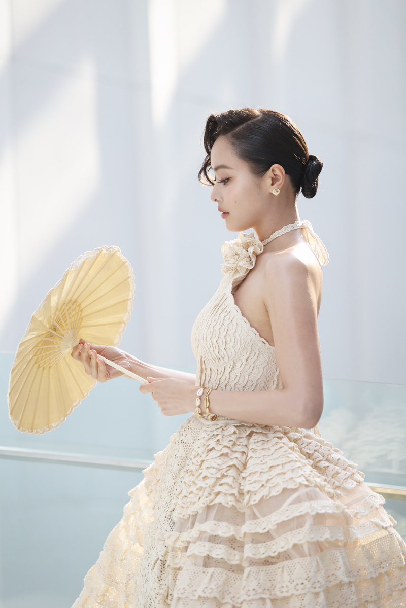 SheBee_iPr tweet media