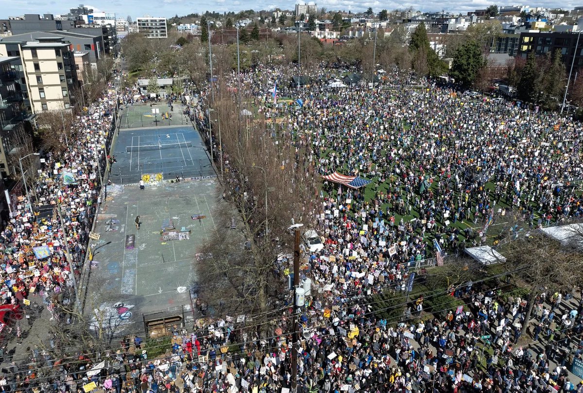 Senator Patty Murray tweet media