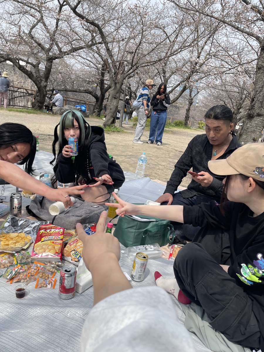 つな氏 tweet media