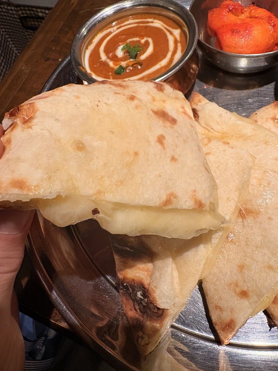 ラセン tweet media