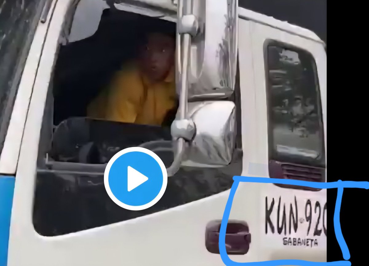 muñecon tweet media