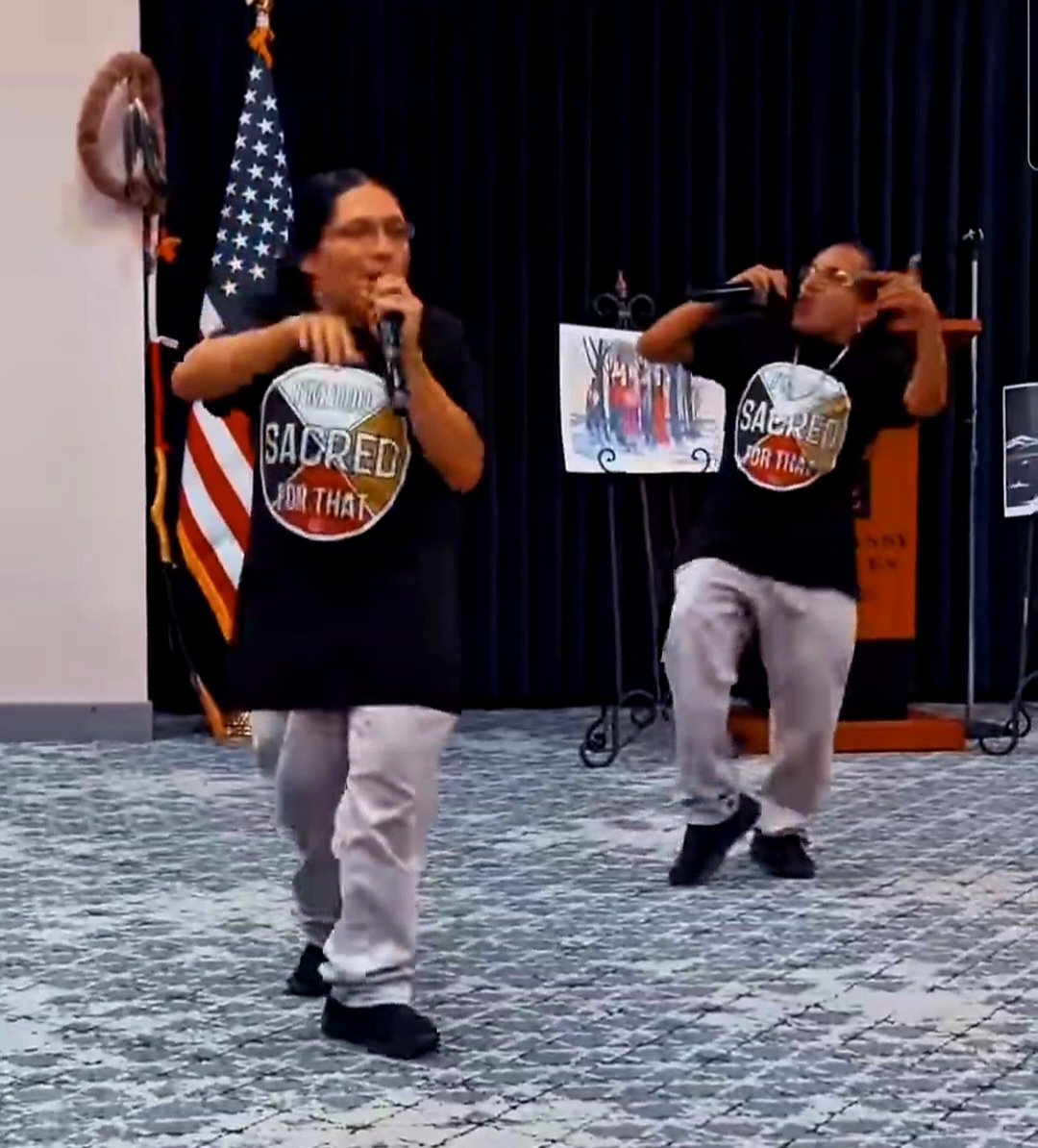 𝕃𝕚𝕃 𝕄𝕚𝕜𝕖 & 𝔽𝕦𝕟𝕟𝕪 𝔹𝕠𝕟𝕖 tweet media