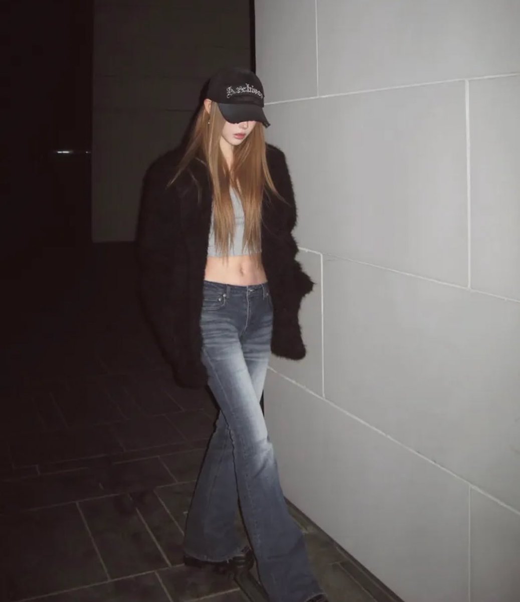 wcutexpreorder's tweet image. #pre - rockcake 🪽+.

nova bootcut jeans ลด42%
2,150.- ( มัดจำ 750฿ )

ส่งฟรีems&amp;amp;ส่งกลับแอร์✈️ ปิดรับ 23:00น.
#พรีเกาหลี #พรีออเดอร์เกาหลี