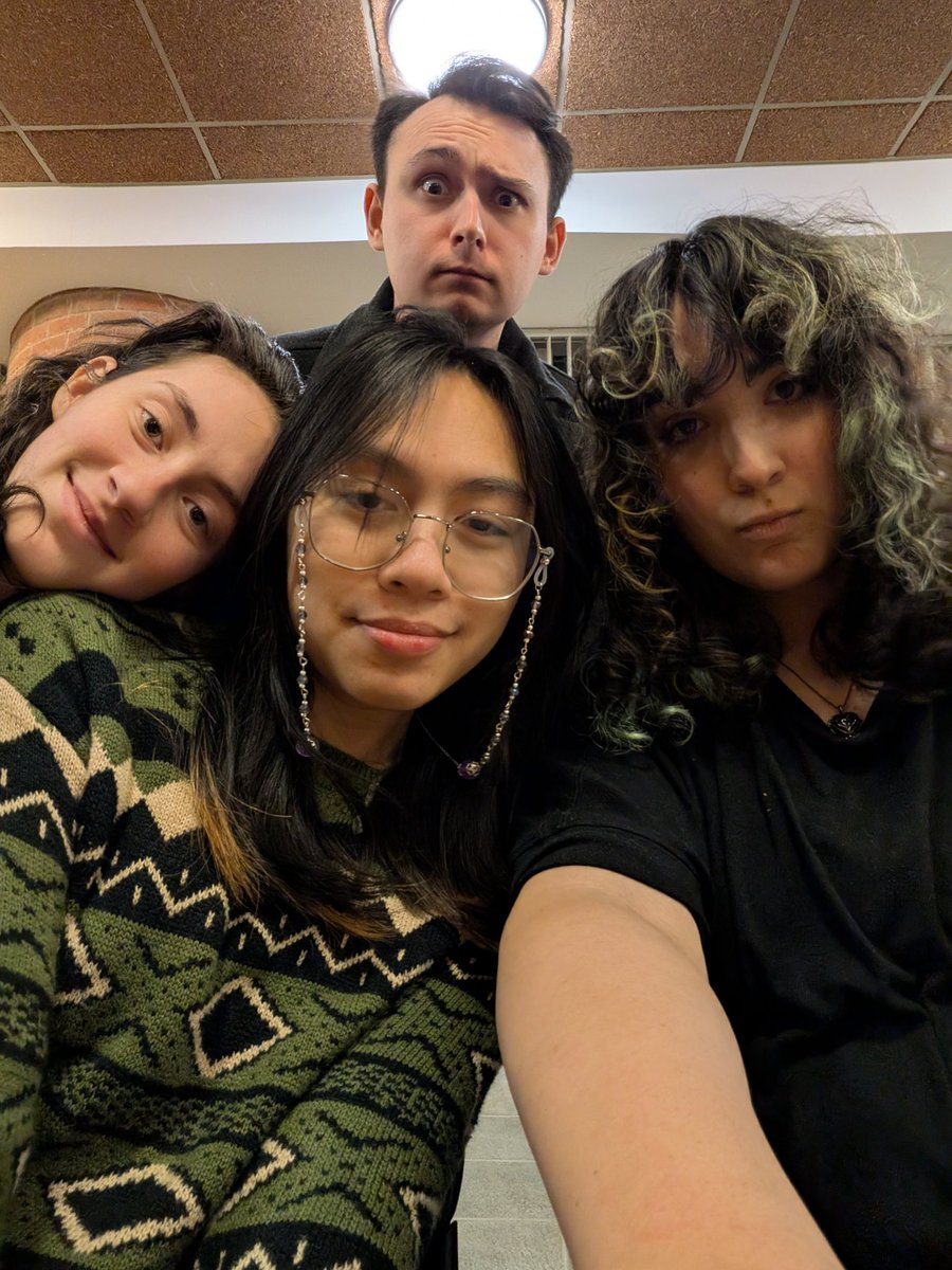 Vouppy:3 ΘΔ🐾🏳️⚧️ tweet media