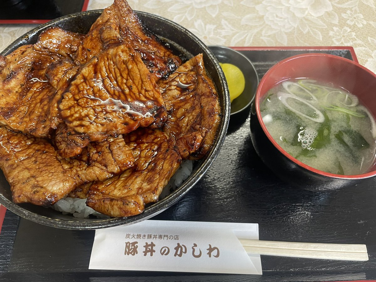 ホリリン tweet media