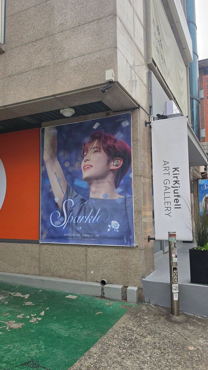 dora_win tweet media