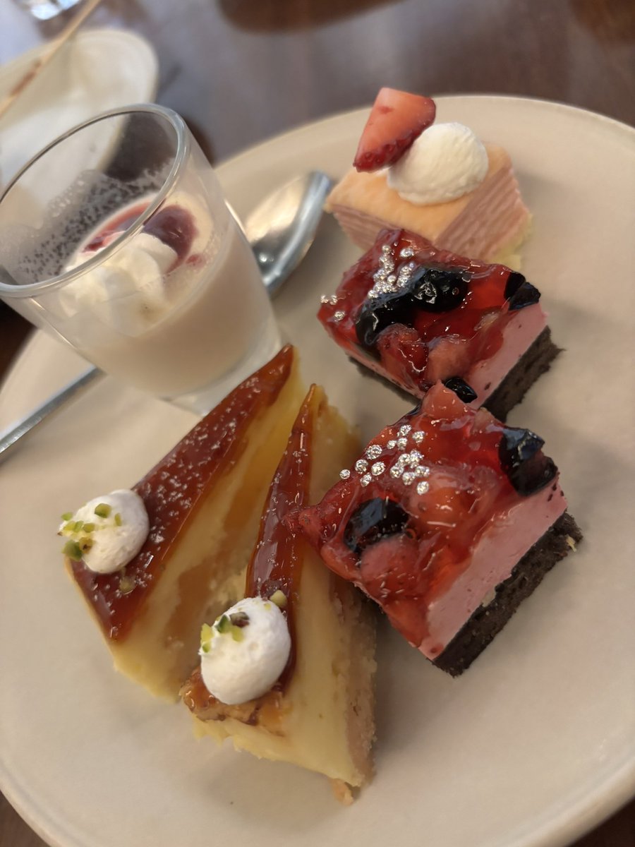 にっしー tweet media