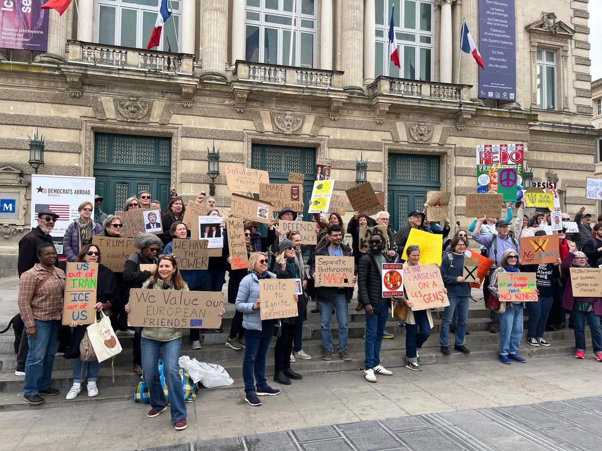 Democrats Abroad tweet media