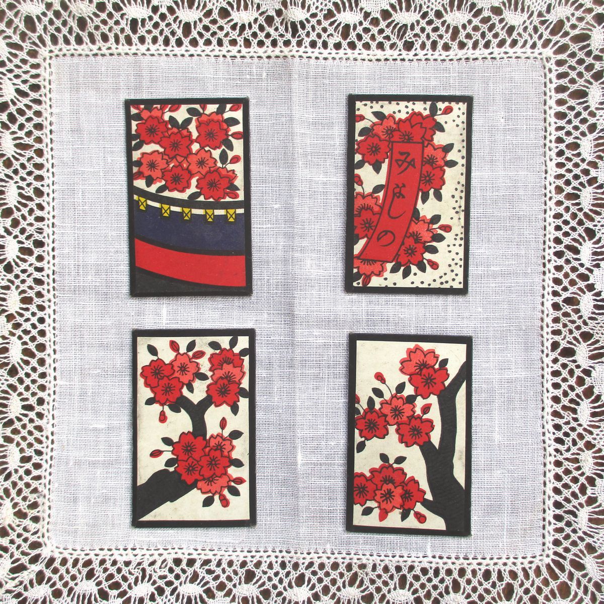 アンティーク／古書／喫茶「迷子」 tweet media