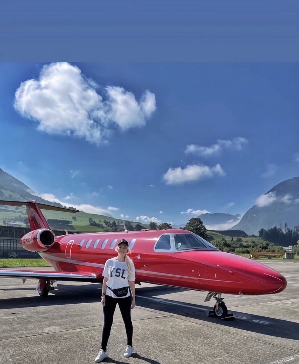 Billionaire Evan Tania Kate tweet media