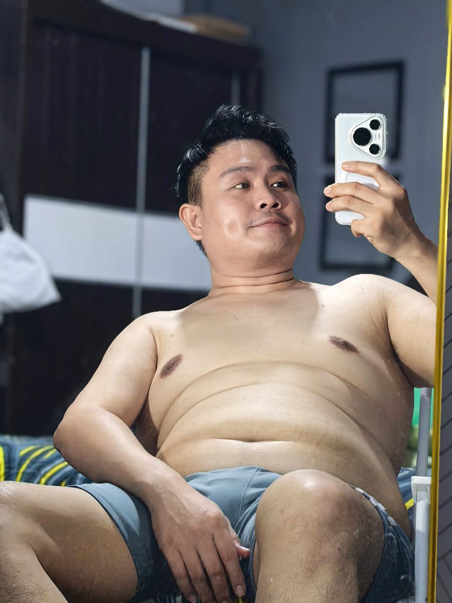 The Only Chubby Panda tweet media