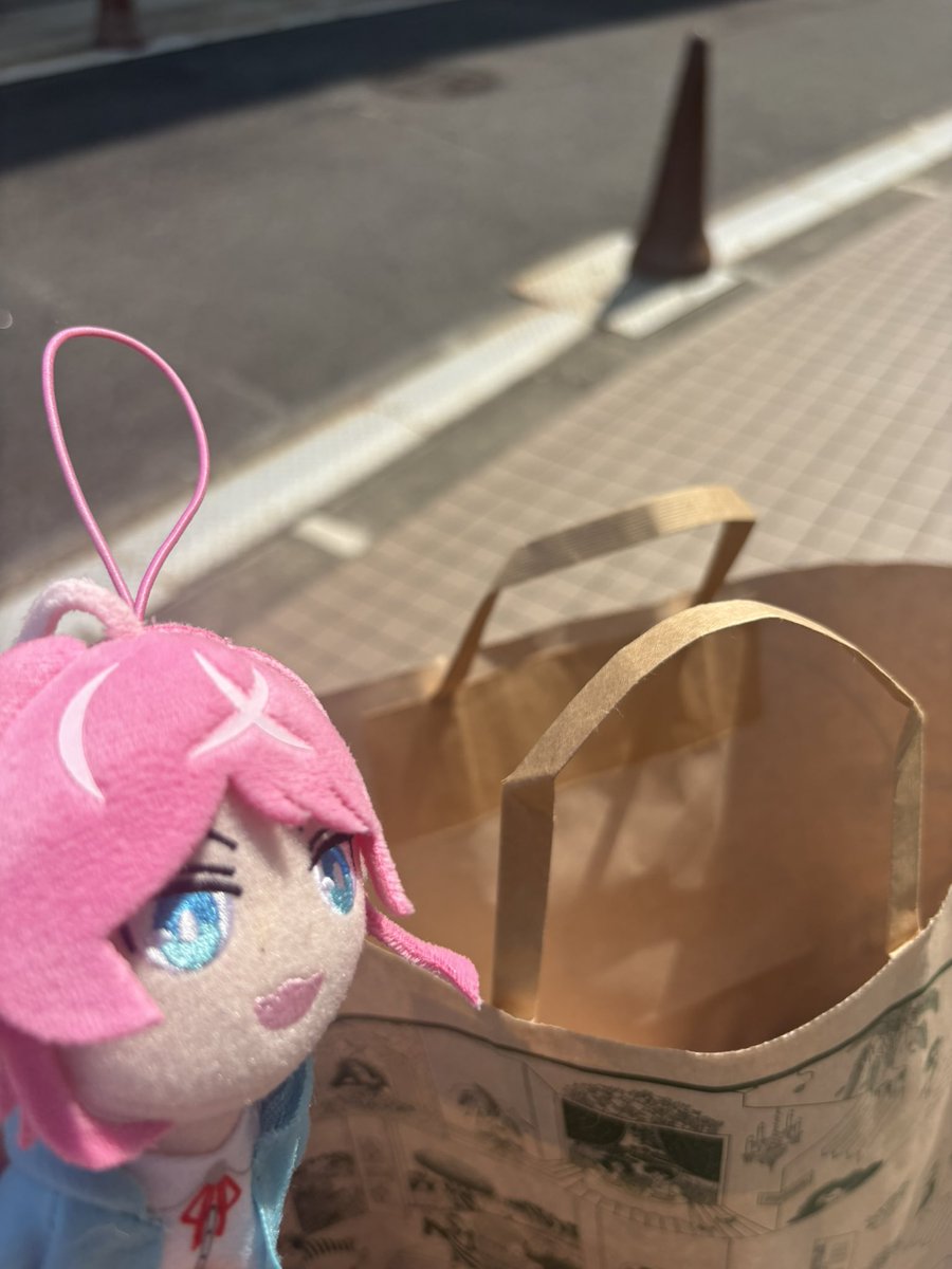 そら tweet media