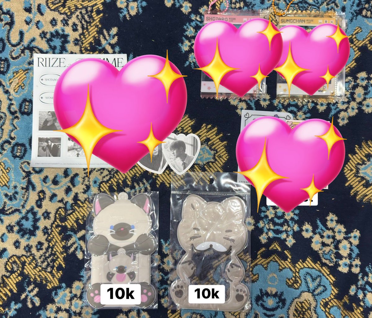 abinkecill's tweet photo. wts ready ina bisa langsung aku kirim todayyy yahhh! ~

album fame (1) 120.000✅
catalogue (2) 65.000 ❌❌
omamori shotaro (1) 150.000❌
omamori eunseok (1) 180.000✅
figure eunseok (1) 40.000❌
tumbler riize (1) 300.000✅
other in pict 

📍jakarta
❌ packing https://t.co/g5Pxvk50ow