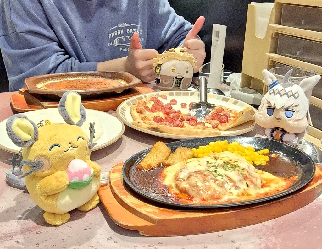 트레이너 팀문(3/29~4/2 오사카, 도쿄 여행) tweet media