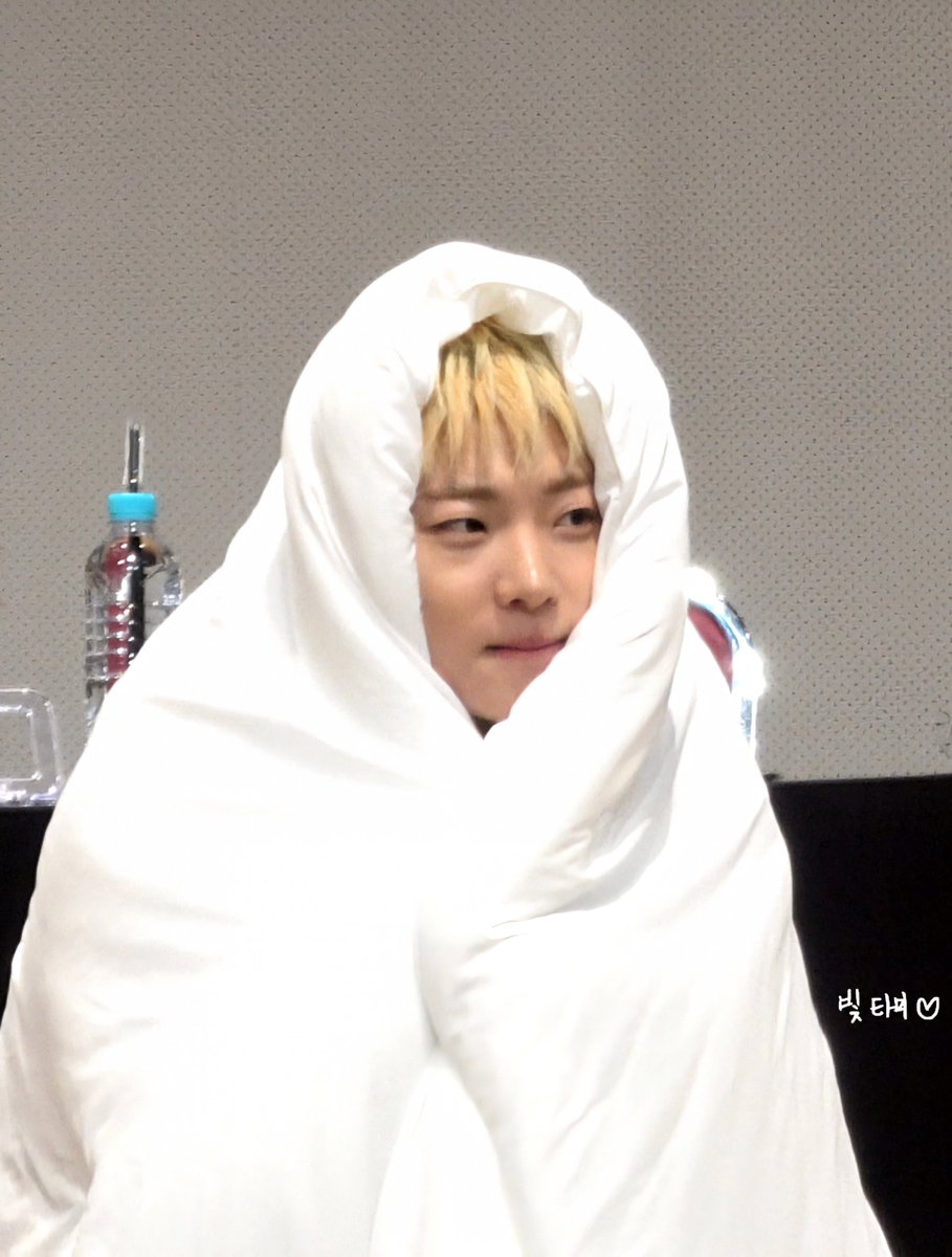 𝗺𝗮𝗿𝗶 마리 tweet media