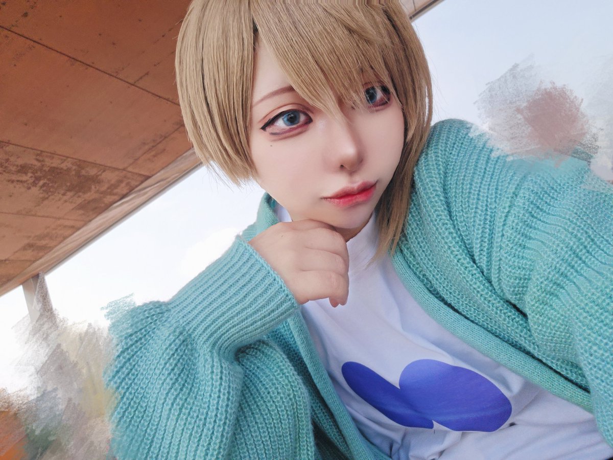 めちこ tweet media