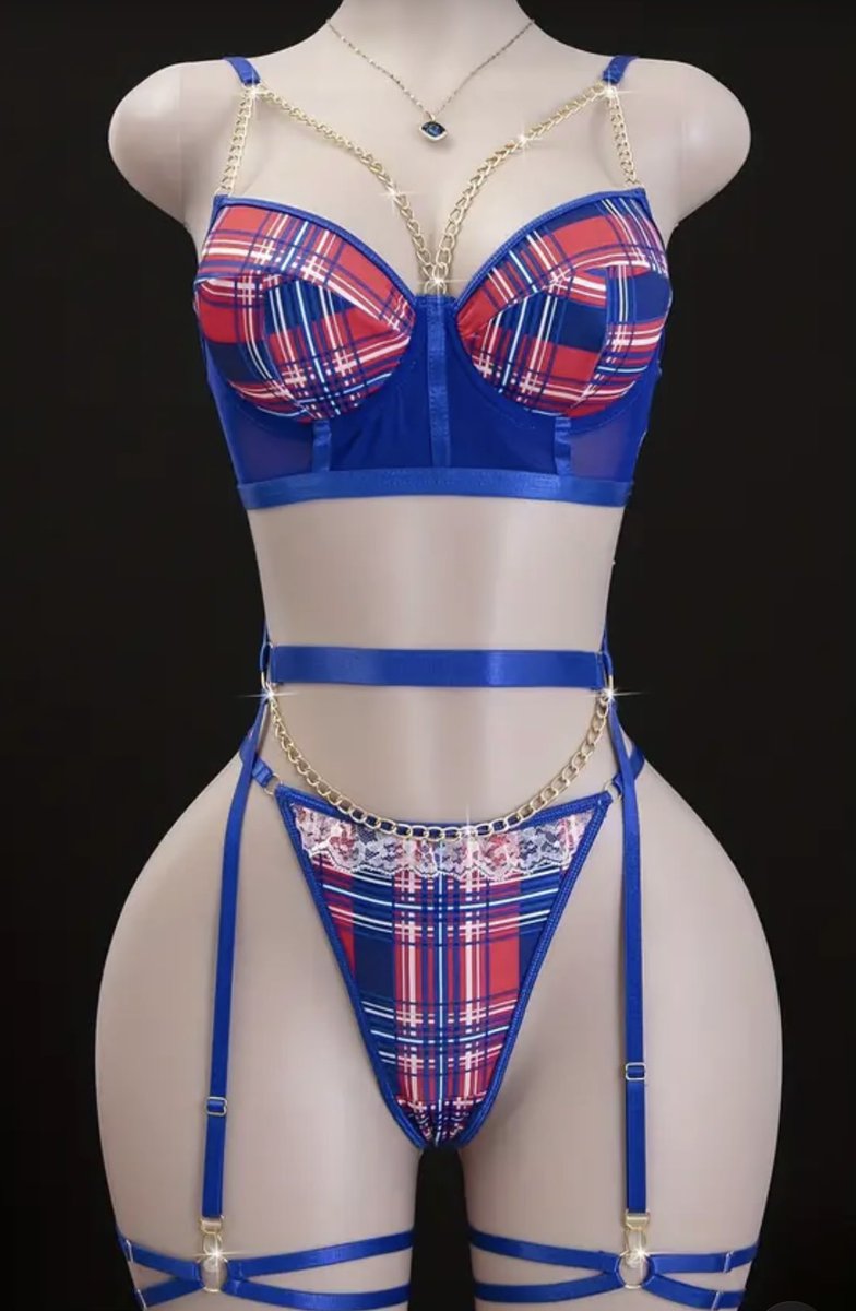 FunEastCoastCpl tweet media