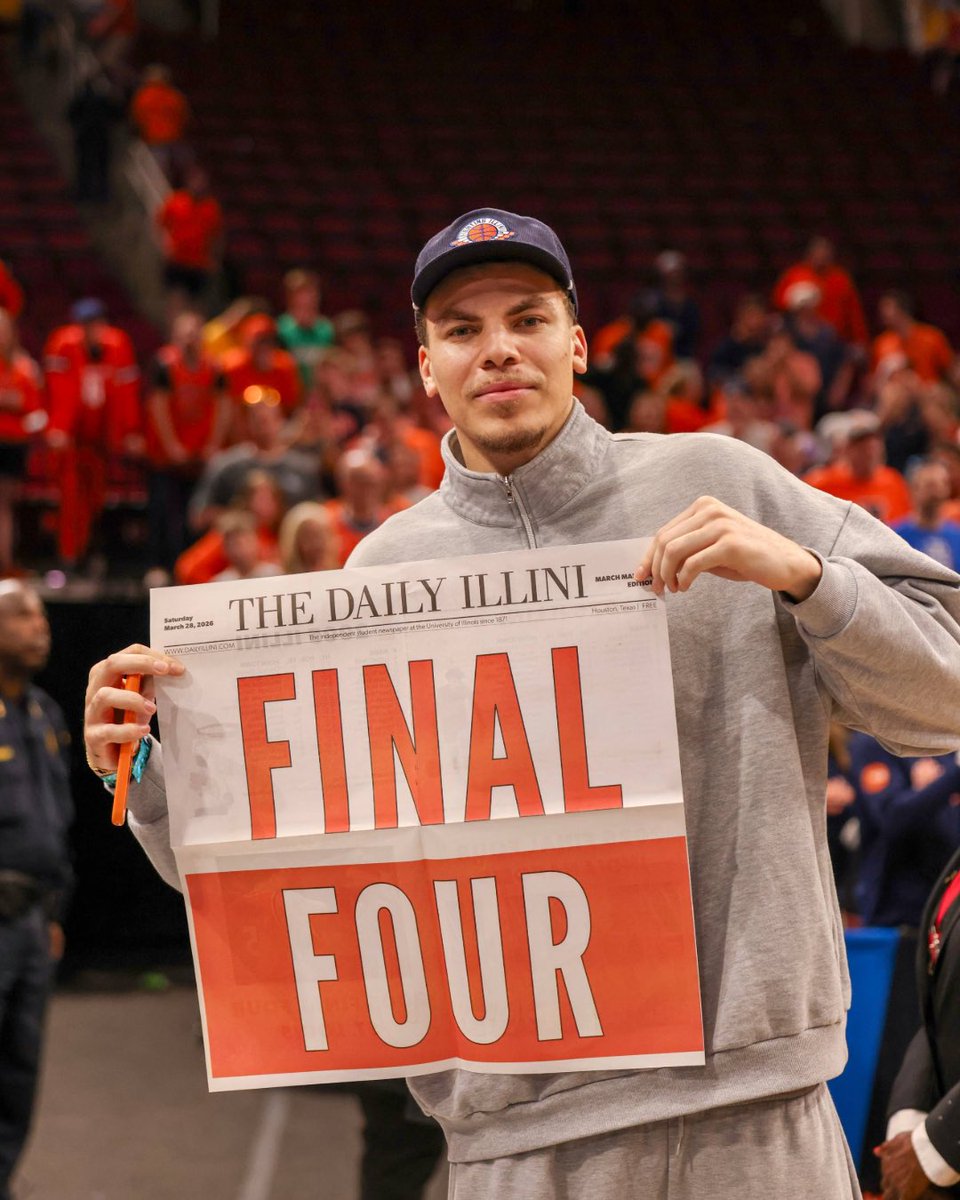 sahil_mittal24's tweet photo. Always an #Illini ... @colehawk23 was in Houston to support his alma mater, just one day after finishing up his rookie season in the NBA G League. https://t.co/b9TLjM4Rjw
