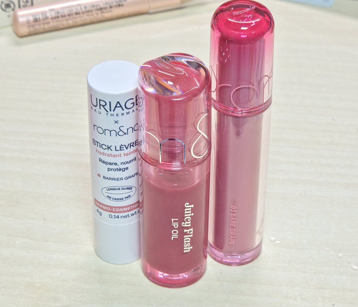 우르힁 tweet media