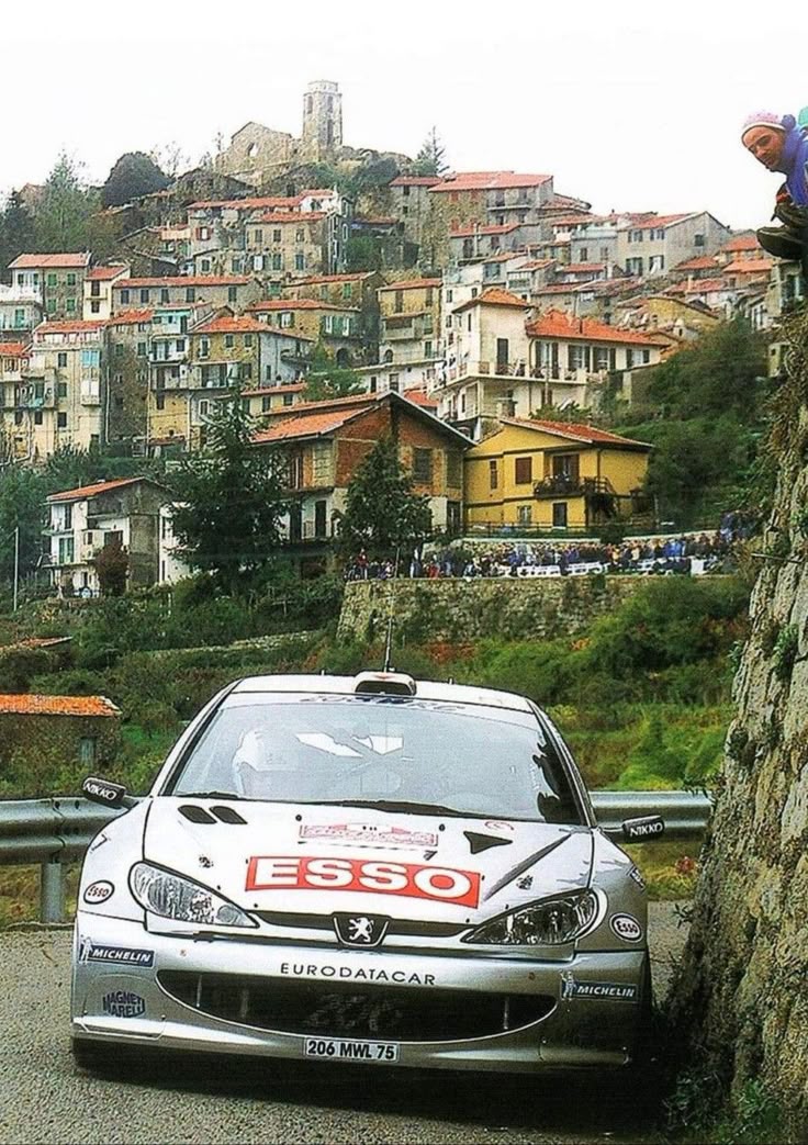 Retromania4ever's tweet image. 2000 #Rally San Remo 🇸🇲🏁
#Peugeot 206 WRC 🇫🇷 - Panizzi 🇮🇹