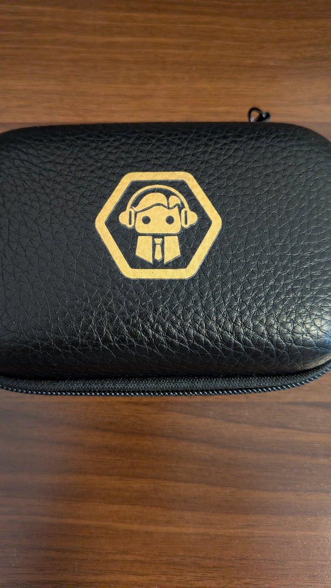 ロンソン tweet media