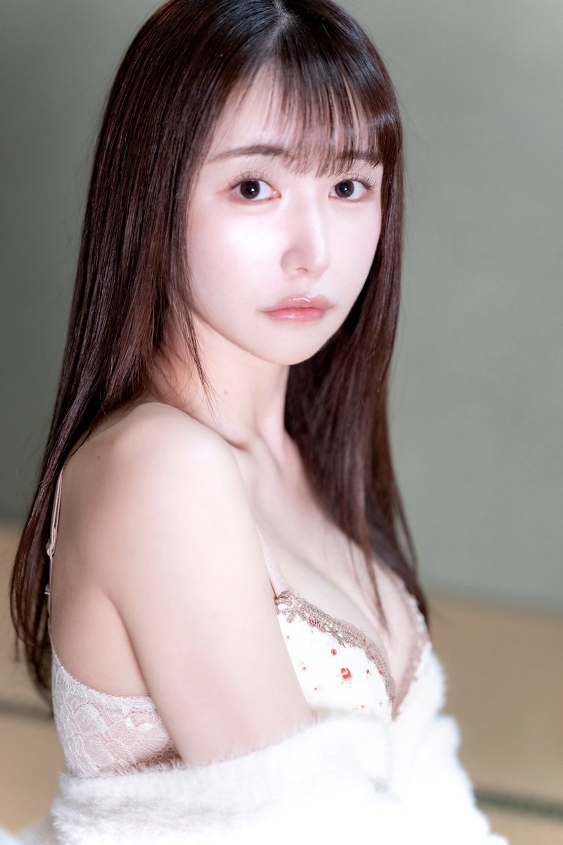 藍野りな tweet media