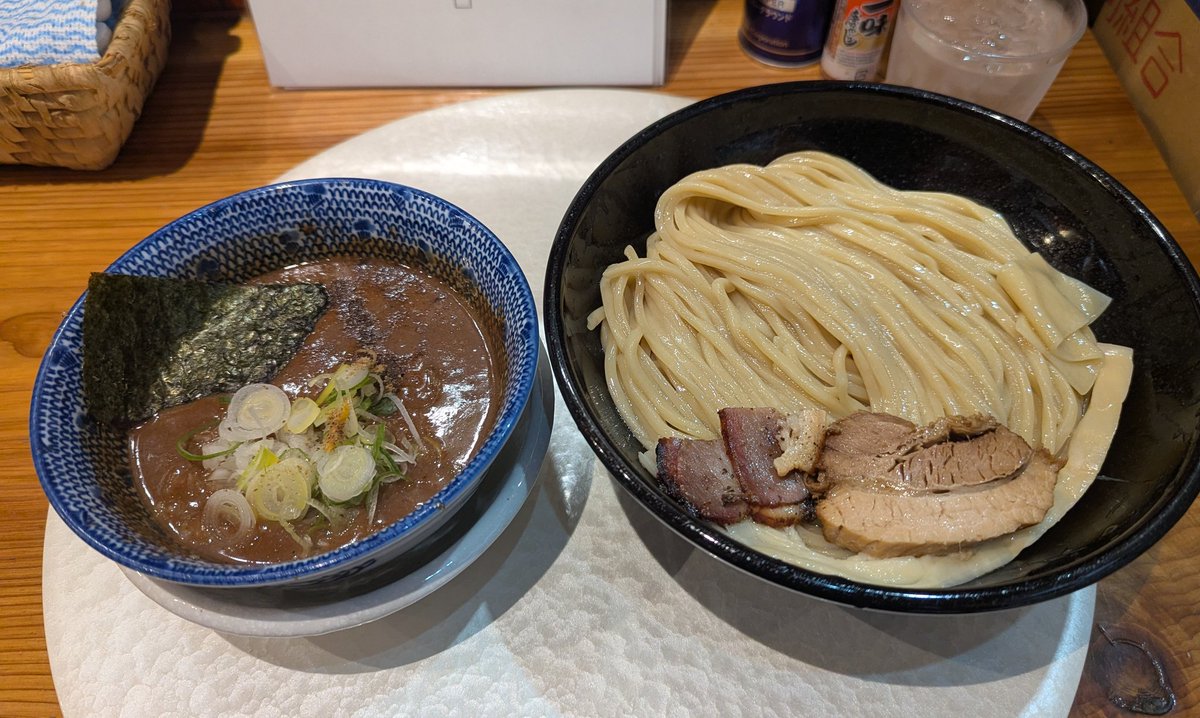 sh1682's tweet photo. 春日部
金狼　つけ麺　大盛
濃厚で旨味の塊のつけ汁
美味しい
今日もごちそうさま https://t.co/ErbCf9JMd7