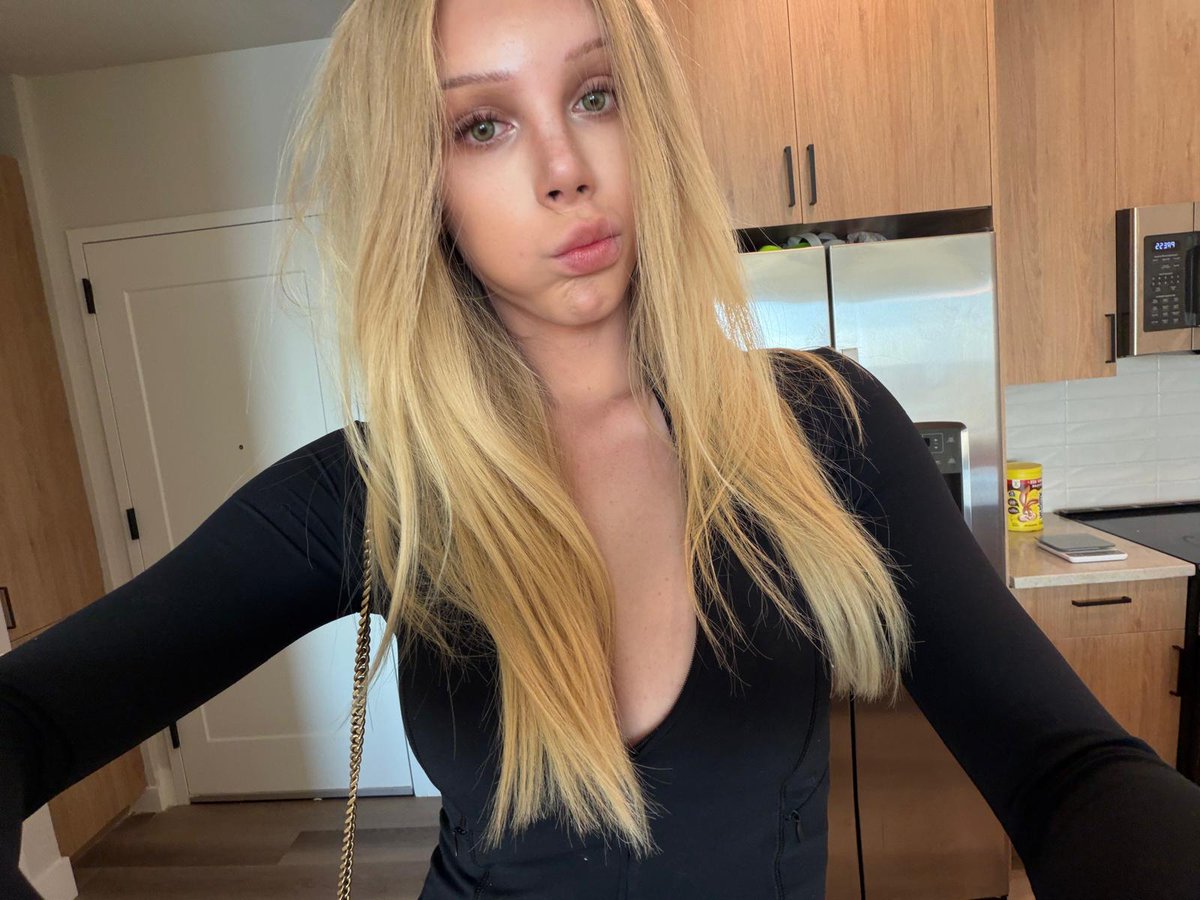 lara🏳️⚧️🔞 tweet media