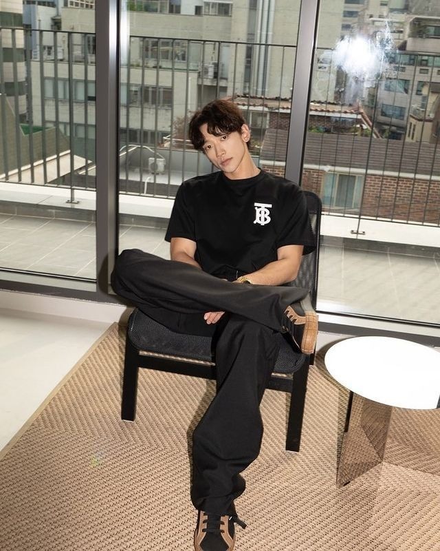 USE ' HEY / ✉️ ' - ENGLISH ONLY tweet media