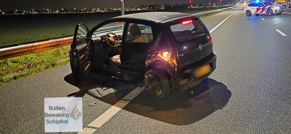 Politie Buitenbewaking Schiphol tweet media