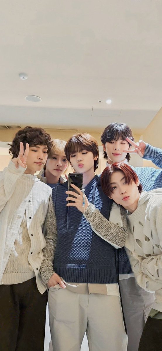 POW THAILAND tweet media