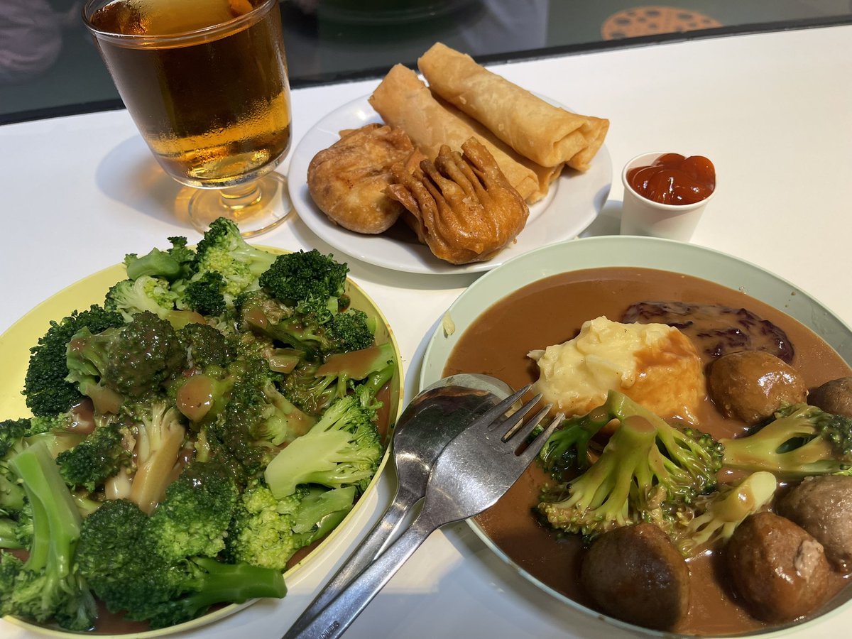 D.- enial tweet media