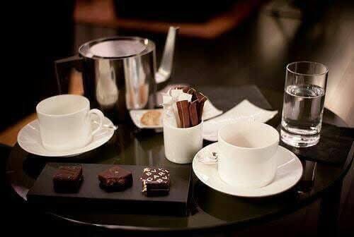 إحساس العالـــم 💛💙 tweet media