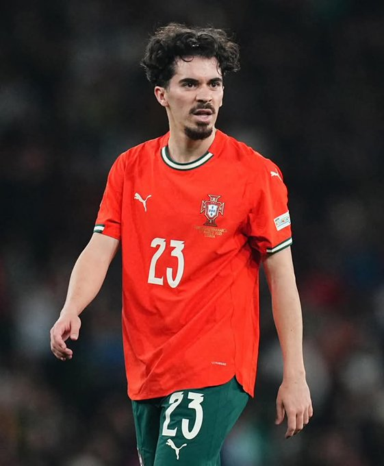 𝘢𝘭𝘭𝘦𝘯𝘵𝘻 ✮⋆˙ tweet media