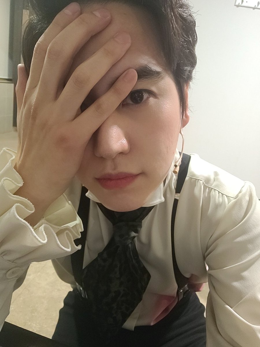 비... tweet media