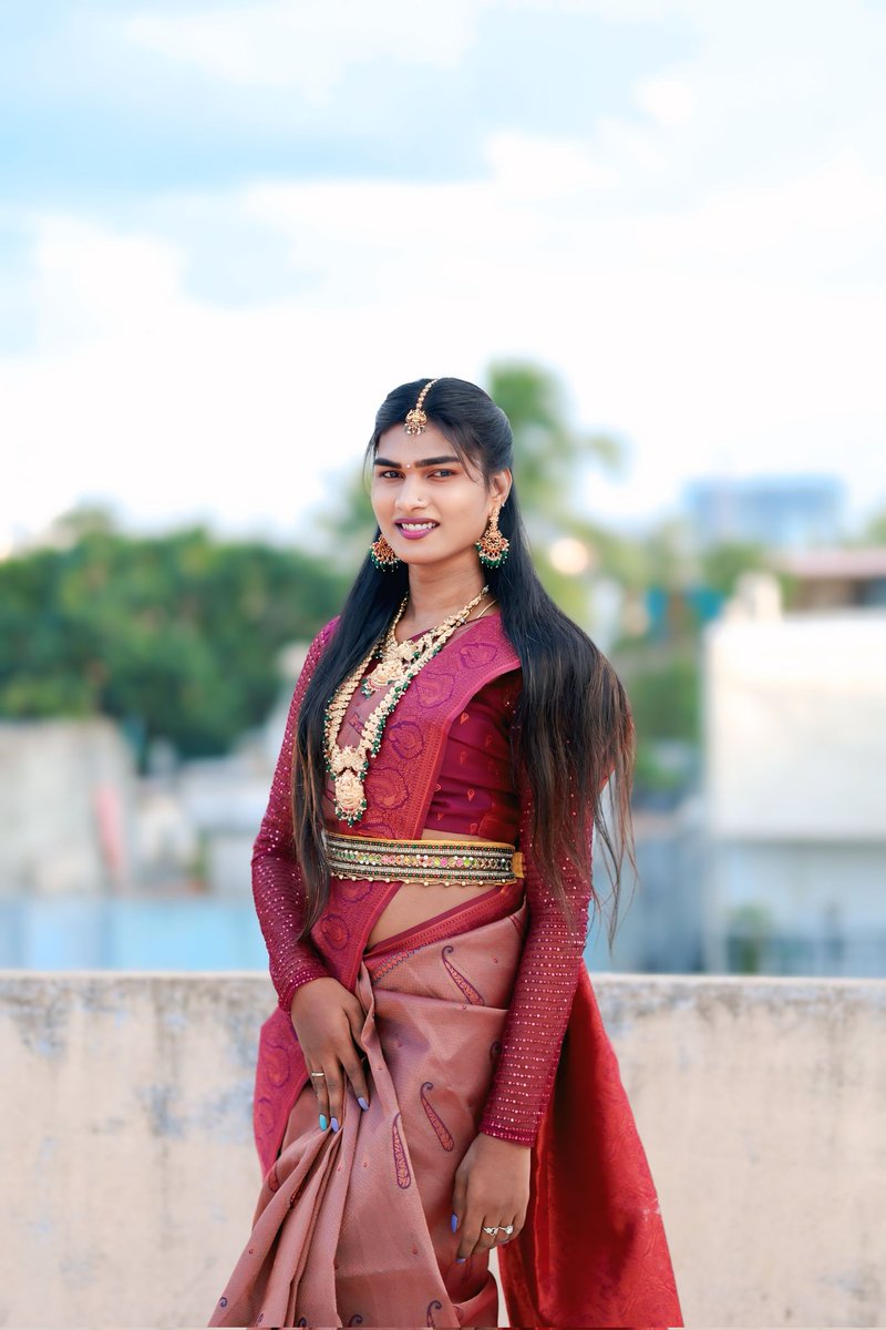 Ayesha143 tweet media