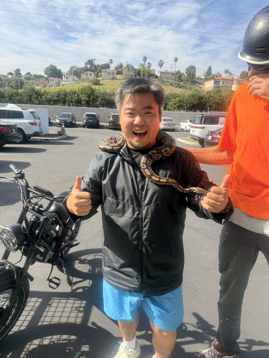 Crazy 老张 tweet media