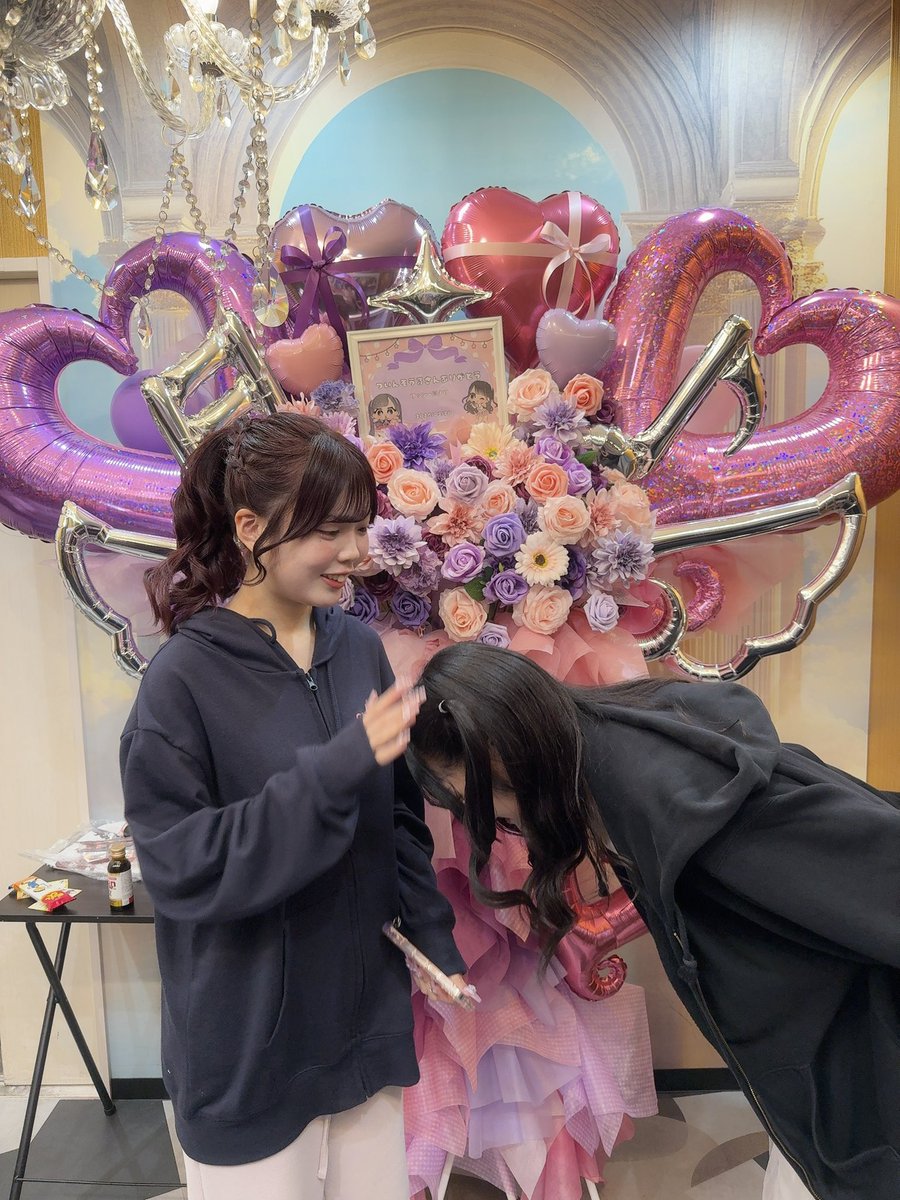 昨日のついんそうるさん解散前対バンありがとう🥹！すーちゃんみけちゃん卒業おめでとう🌸❣️

アイドルで出会えて本当に良かった😌！
今までほんとにありがとうᐡっ ̫ ᴗ ̳ᐡ
これからは友達として変わらず一緒にいてね🐶❕