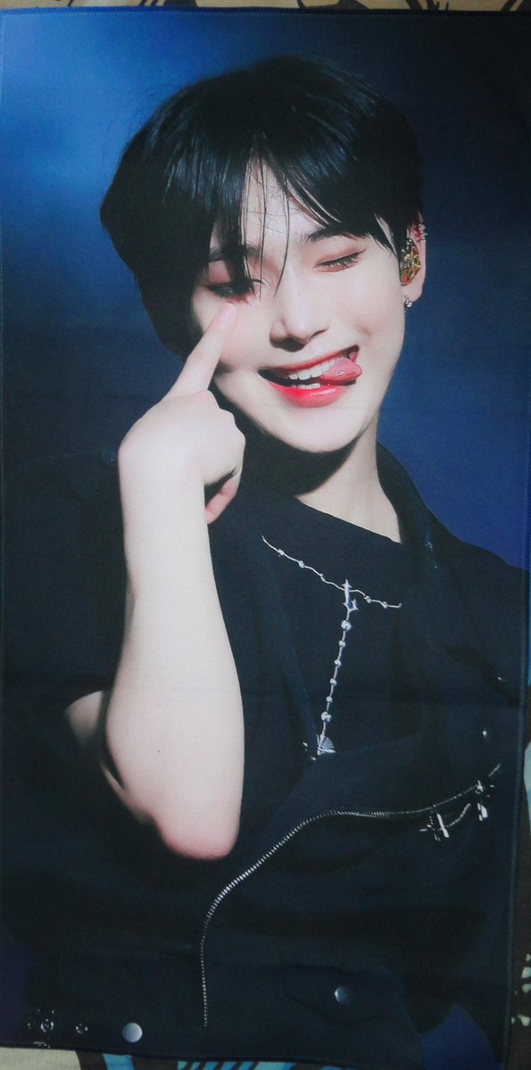 Prints Archives tweet media