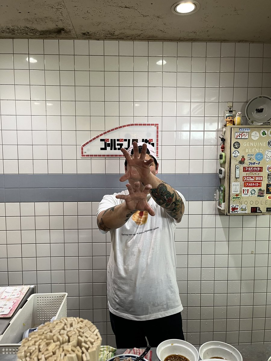 あさたろう tweet media