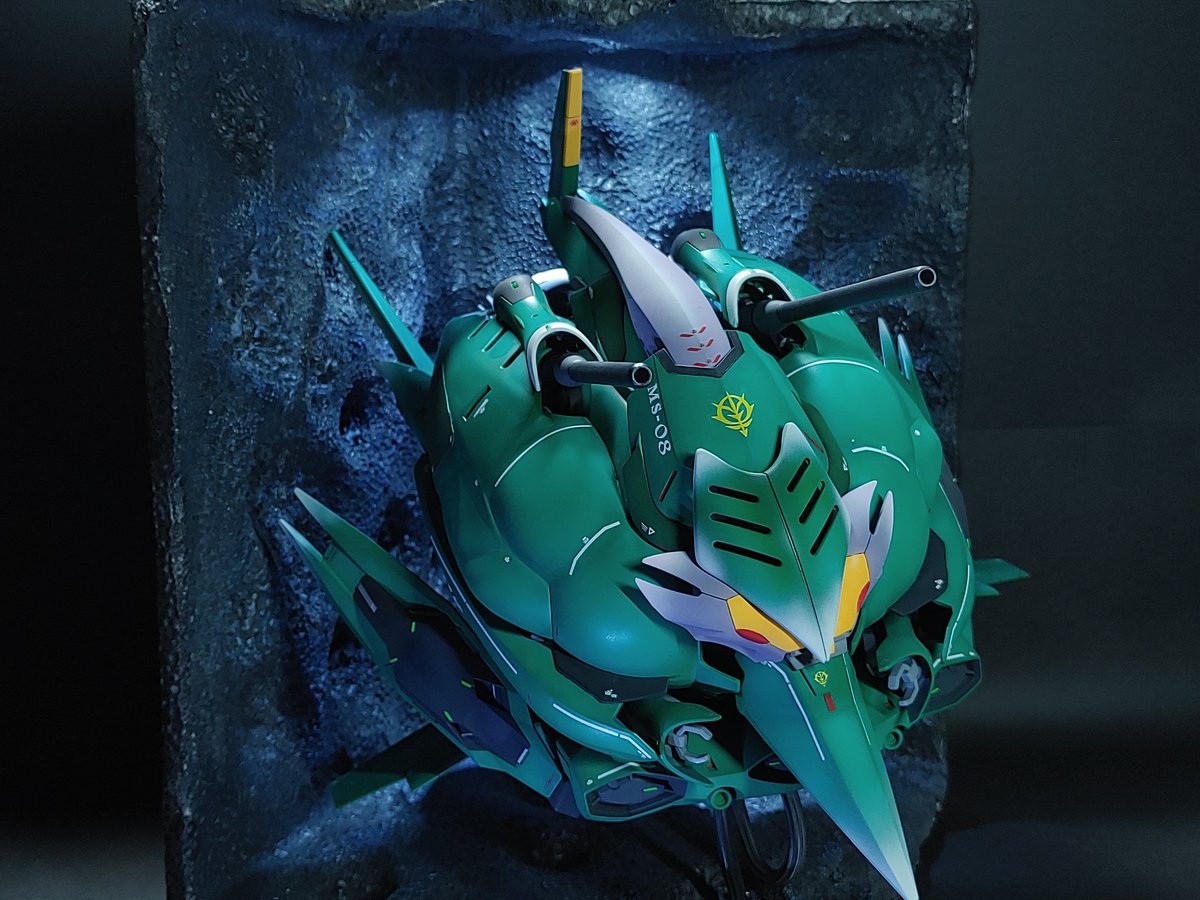 クラッ・シャア大佐 tweet media