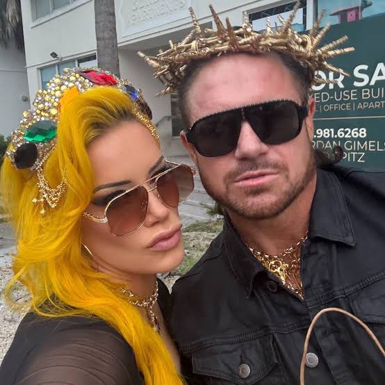 TAYA VALKYRIE tweet media