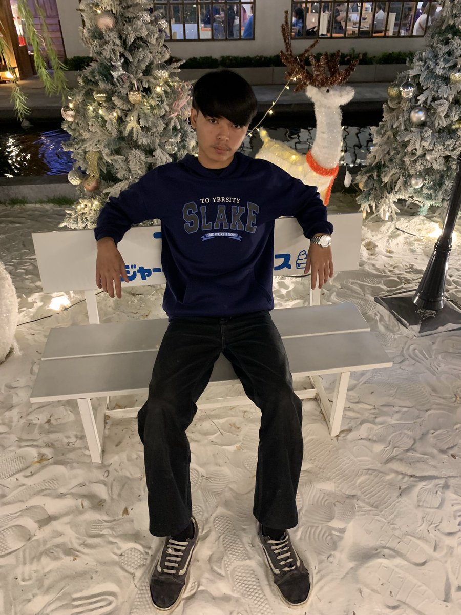 นาย tweet media