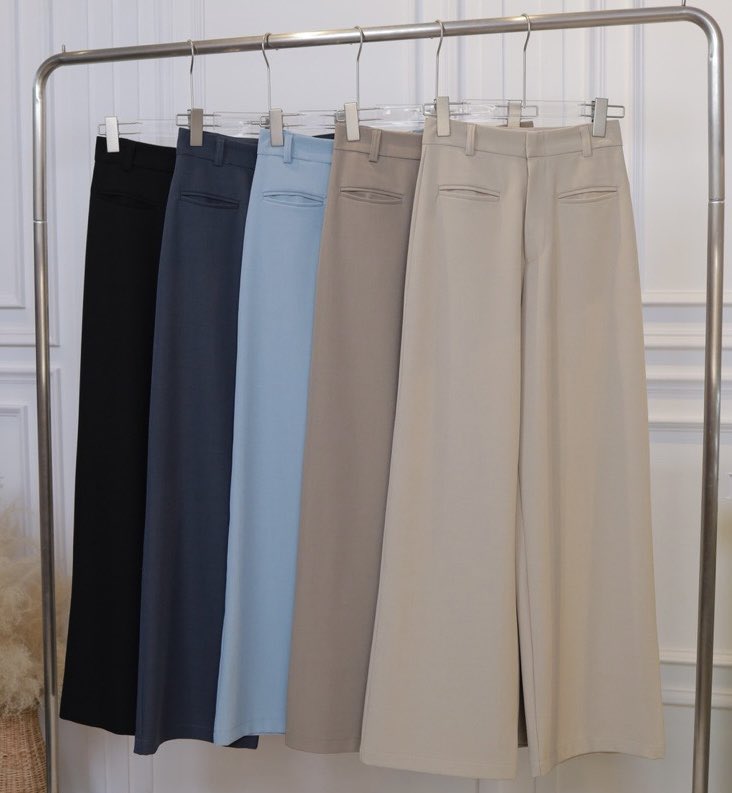 pp_jh18's tweet photo. ส่งต่อ กางเกง SunnyCloset ขากระบอกกลางกึ่งใหญ่ สีดำมือ1 Size.M เอว27-28 สะโพก37-38 ความยาว41
💸 300.- ส่งฟรี
 
#ส่งต่อเสื้อผ้ามือ2 #ส่งต่อเสื้อผ้า #เสื้อผ้ามือสอง #เสื้อผ้ามือ2 #ส่งต่อเสื้อผ้ามือสอง #เสื้อผ้ามือสองสภาพดี https://t.co/8KsGmlk8tl