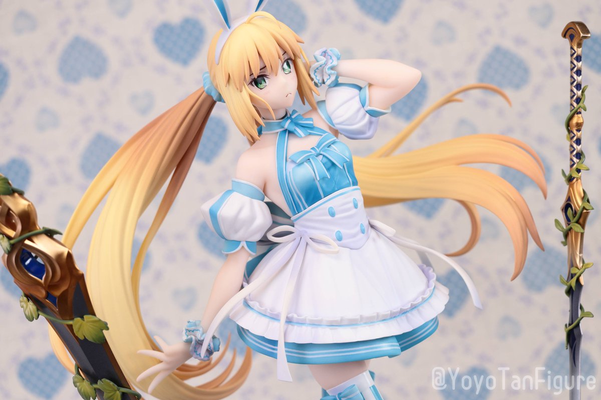 よよタン tweet media