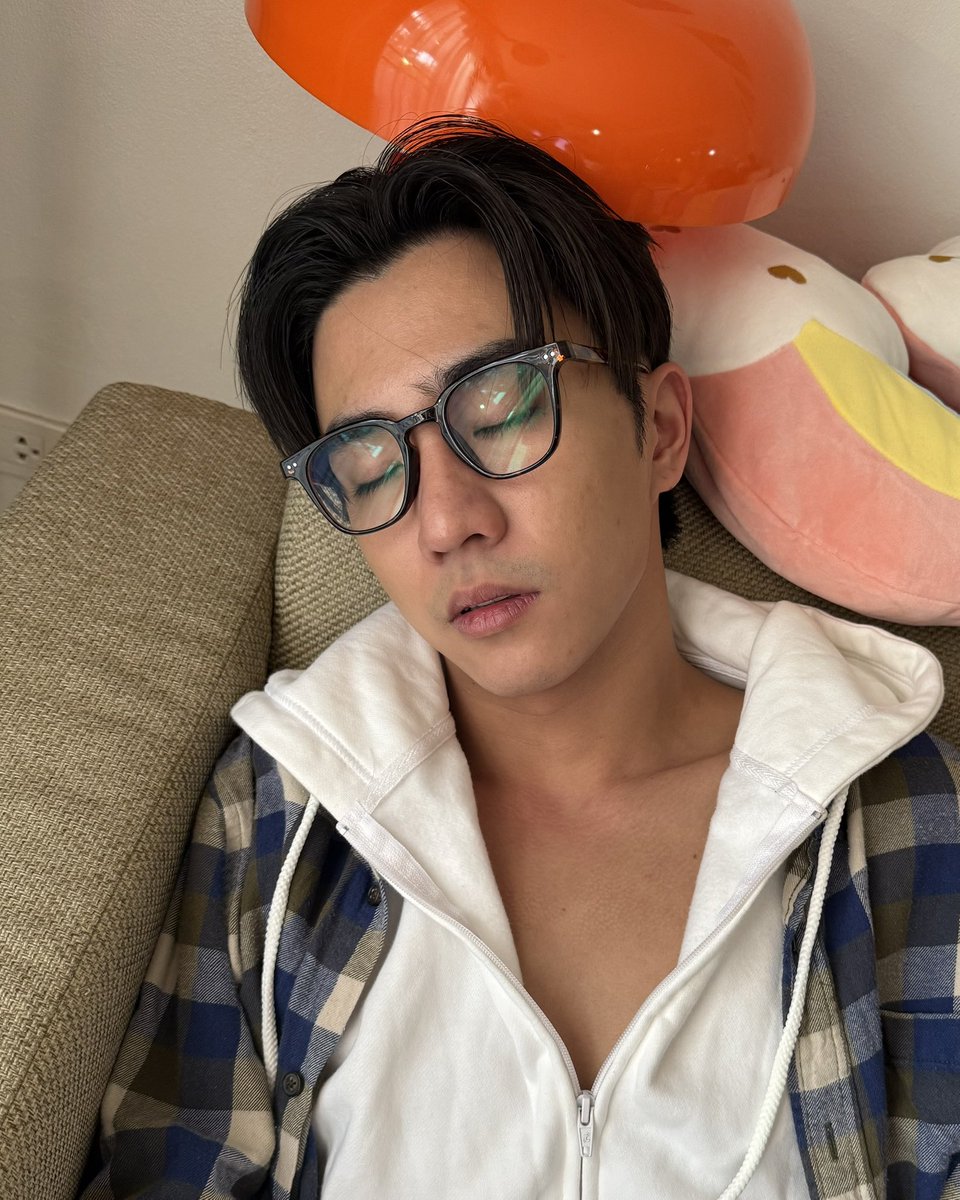 meowperth thinker 💭 tweet media