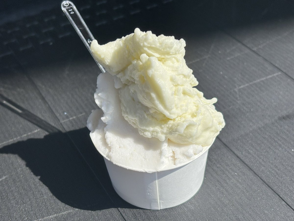 月野なたまる tweet media